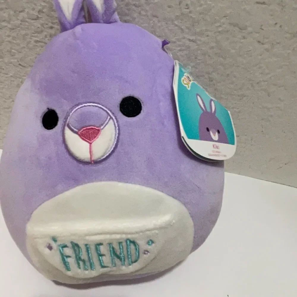 Squishmallow Besties Squad Kiki Kangaroo Friend 8” Plush.
New condition.